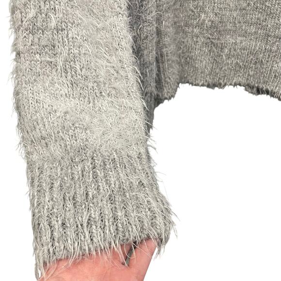 Show Me Your Mumu Fatima Turtleneck Sweater Fuzzy Vail Knit Gray Womens XS - Picture 4 of 8